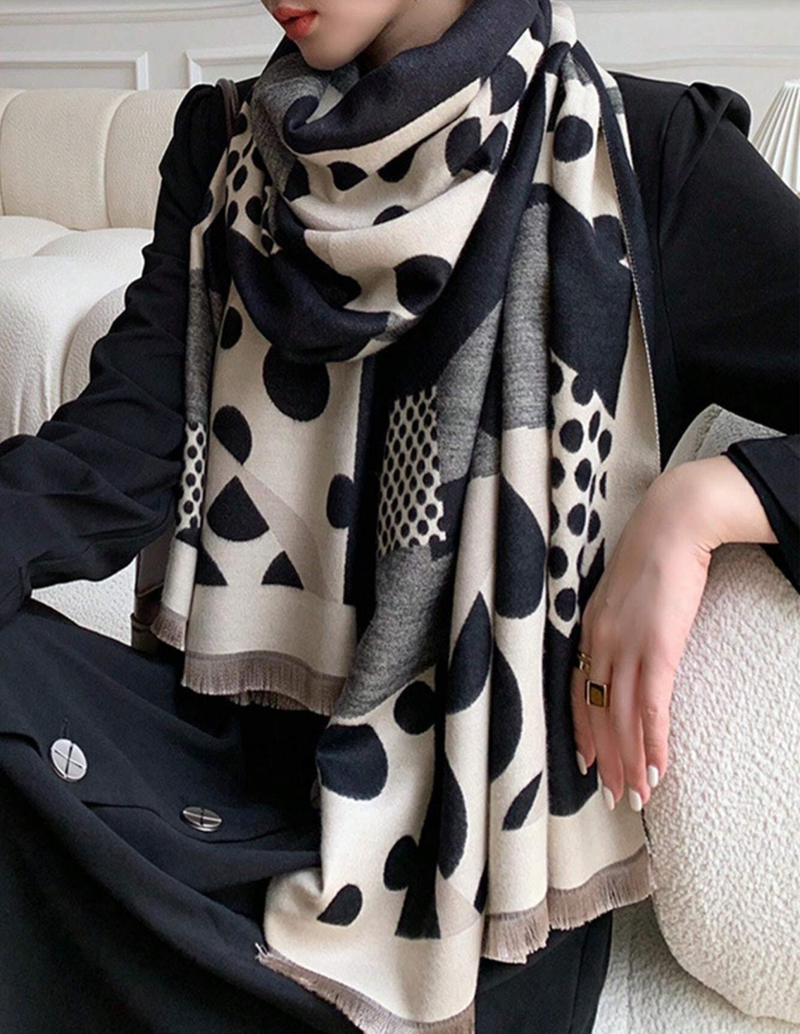 Alyssa™ | Elegant Grafisch Sjaal