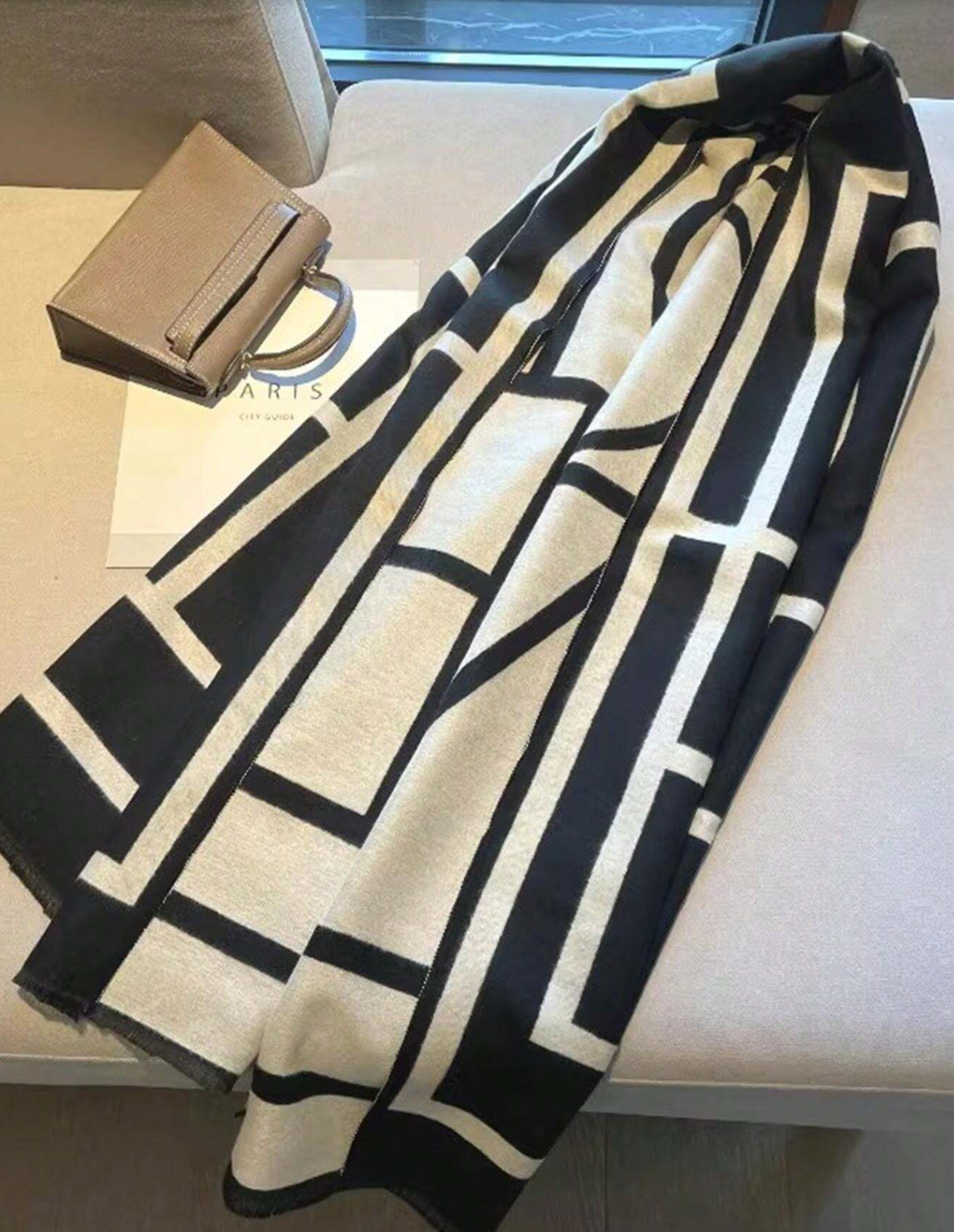 Alyssa™ | Elegant Grafisch Sjaal